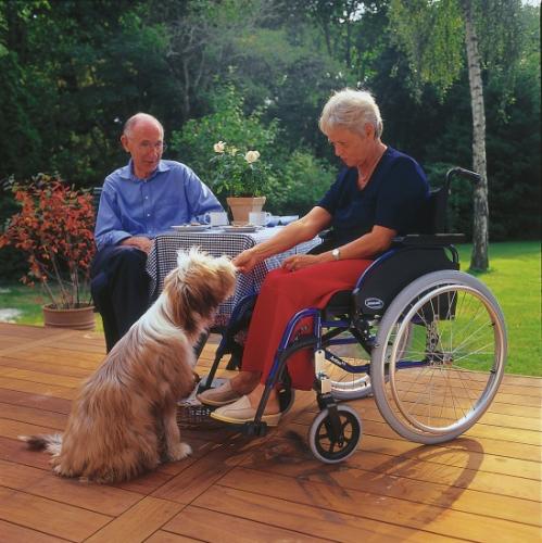 Einen manuellen Rollstuhl mieten