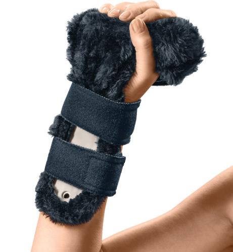 Wrist orthosis with integrated air chamber system for mobilising wrist, finger and thumb Manu-Hit Air T