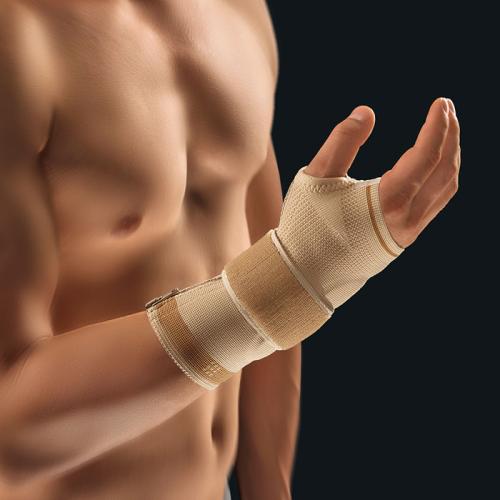 Wrist and thumb brace with zip opening ManuZip&#x000000ae;