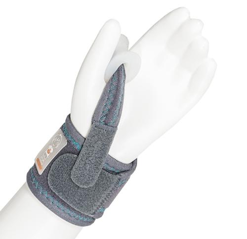 Paediatric wrist support with thumb in abduction
