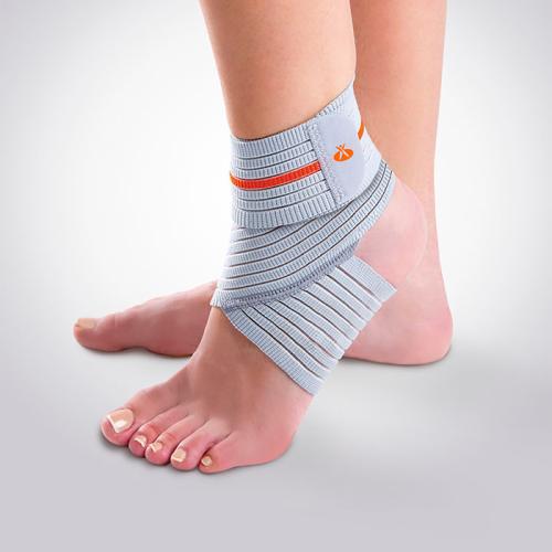 Elastic ankle support for sport