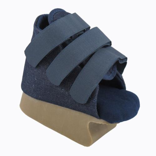 Therapeutic shoe for the offloading of forefoot Barouk